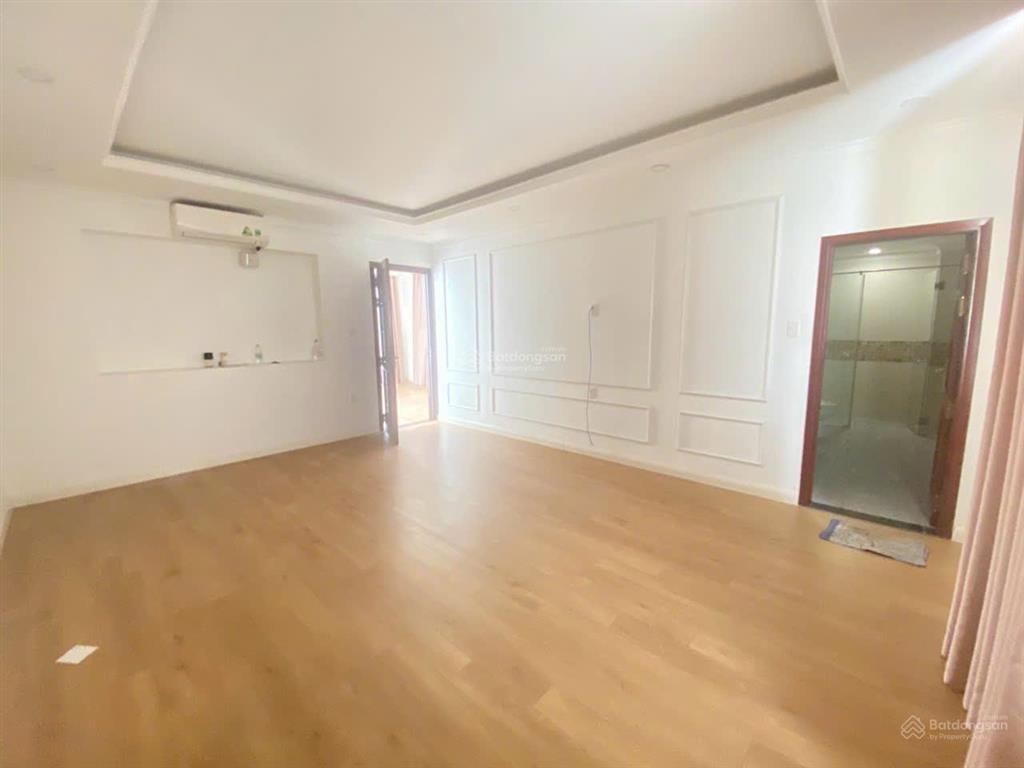 Cực đẹp !! biệt thự góc 2 mt khu tên lửa 9 x 20m  1 hầm nổi 4 tầng  sát đường số 6  hđ thuê 55tr