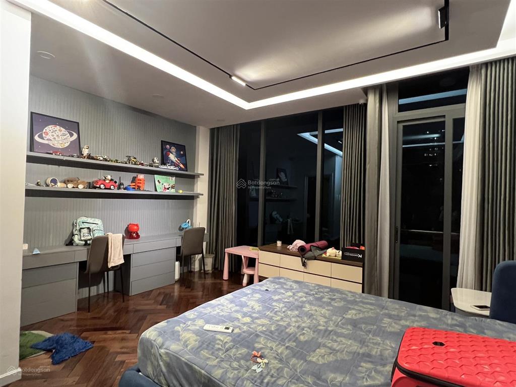 Nhà mới xây mtnb khu tên lửa 5x20m 4 tầng nội thất decor cao cấp  gần công viên, coopmart bình tân