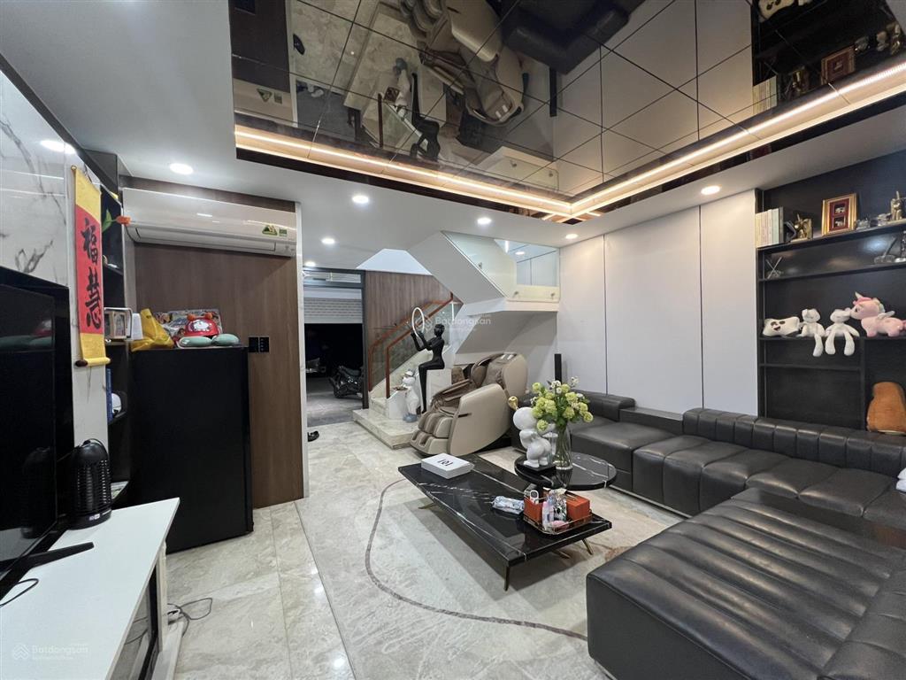 Nhà mới xây mtnb khu tên lửa 5x20m 4 tầng nội thất decor cao cấp  gần công viên, coopmart bình tân