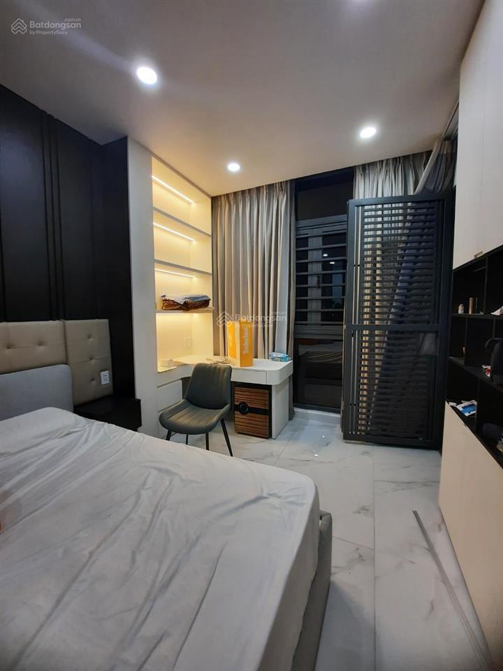 Nhà mới xây mtnb khu tên lửa 5x20m 4 tầng nội thất decor cao cấp  gần công viên, coopmart bình tân