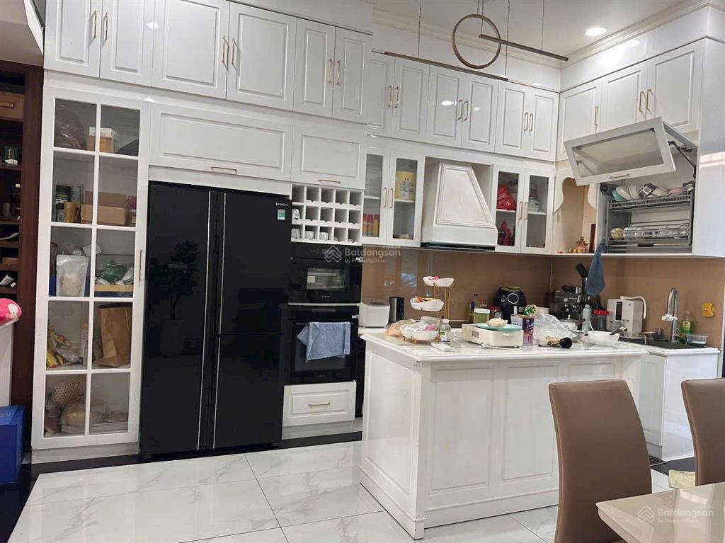Full nội thất !!! nhà đẹp mtnb khu tên lửa 5 x 19m 4 tầng 4pn  sát đường số 6