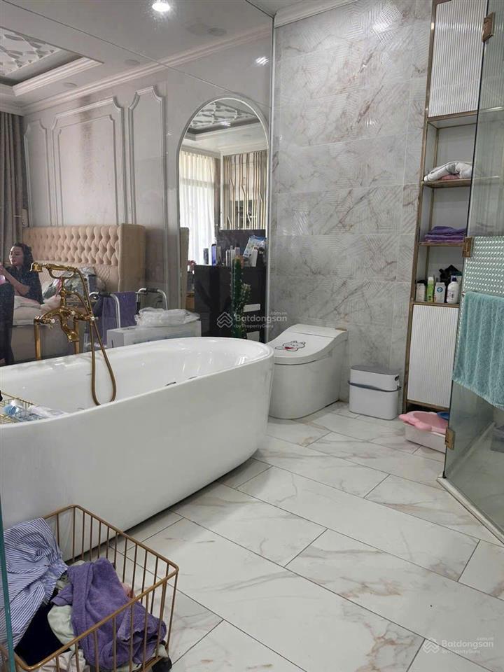 Full nội thất !!! nhà đẹp mtnb khu tên lửa 5 x 19m 4 tầng 4pn  sát đường số 6