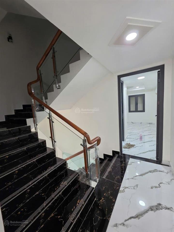 Có thang máy !!! nhà xây mới 100% mtkd chợ lớn 4x21m 6 tầng 7pn+máy lạnh 7wc