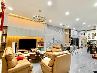 Full nội thất !!! biệt thự mt khu ao sen 10x20m 1 hầm 3 tầng 5pn  gần aeon mall