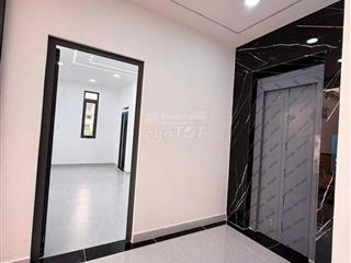 Có thang máy !!! nhà đẹp mt đường lớn 30m khu ao sen 5x20m 4 tầng 5pn lề lớn 7m