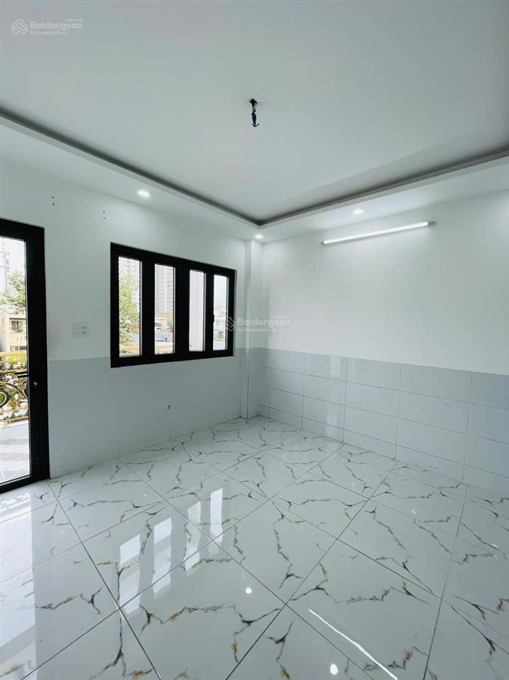 Có thang máy! nhà đẹp mtkd hậu giang 4,2 x 21m, 5 tầng 6pn + máy lạnh  có lề 6m