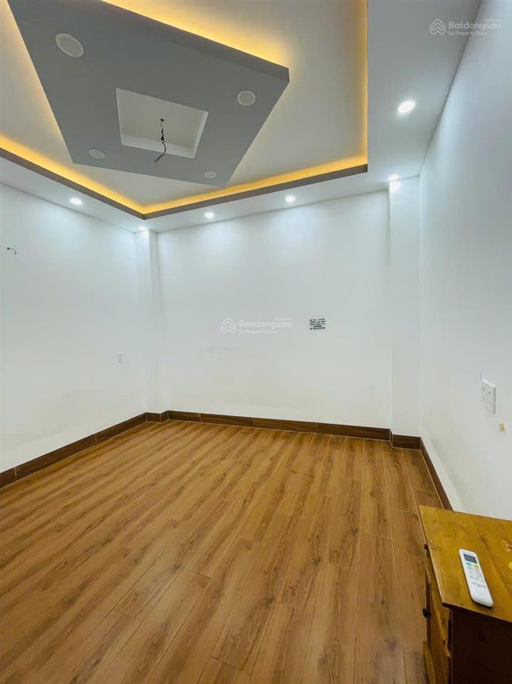 Có thang máy! nhà đẹp mtkd hậu giang 4,2 x 21m, 5 tầng 6pn + máy lạnh  có lề 6m