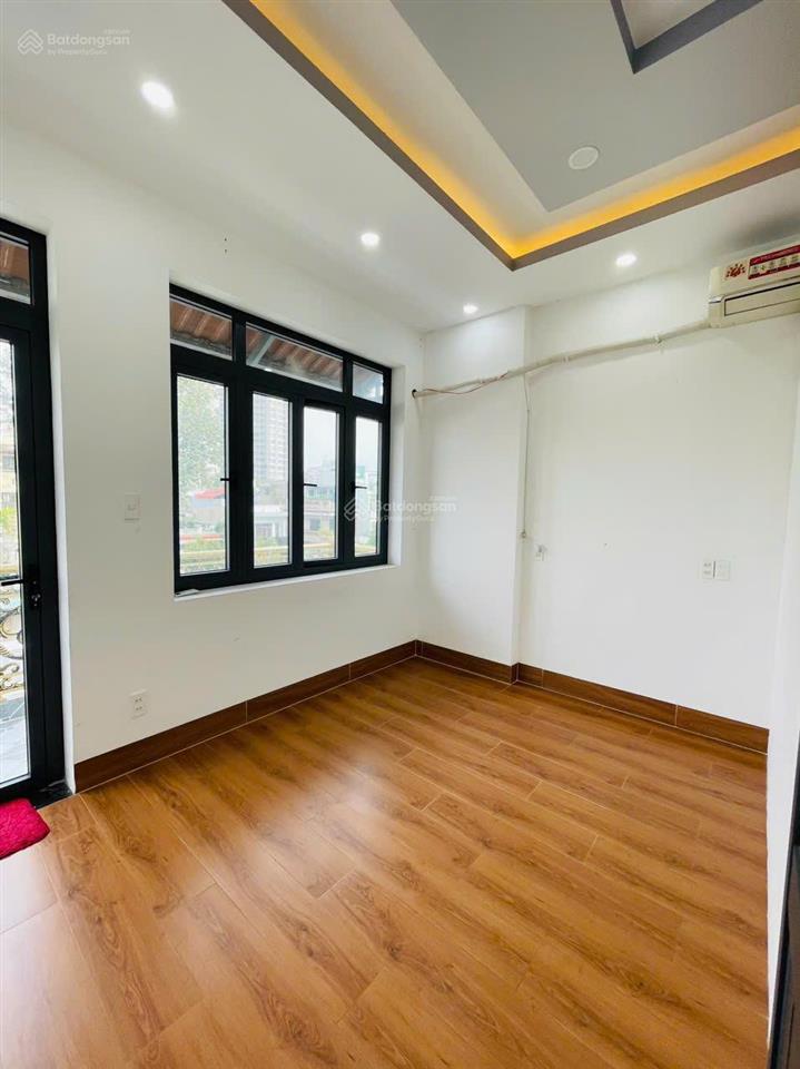 Có thang máy! nhà đẹp mtkd hậu giang 4,2 x 21m, 5 tầng 6pn + máy lạnh  có lề 6m