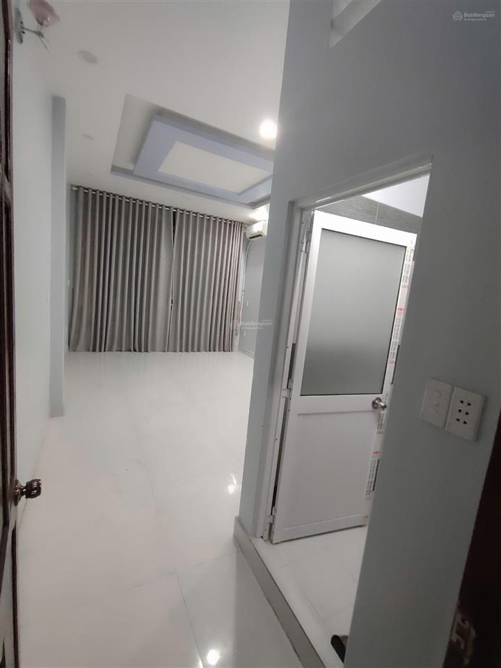 Nhà đẹp mtnb 12m bình phú 1, 4 x 20m 4 tầng 5pn  sát mt chợ lớn
