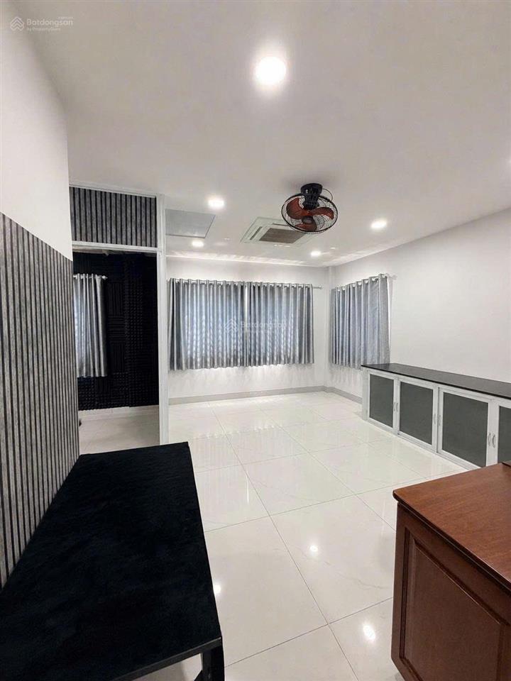 Có thang máy !!! nhà đôi đẹp mtnb đường 12m cư xá ra đa 8 x 16m 4 tầng  gần rạp phim, phố ẩm thực