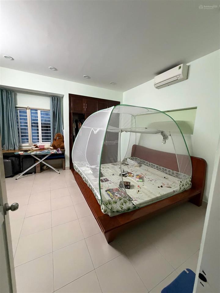 Giá tốt !!! mtnb đường 14m khu ao sen 5x20m 4 tầng gần công viên, cách aeon 300m