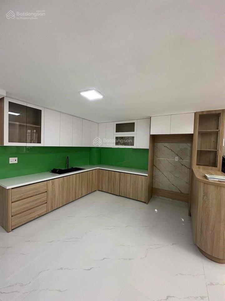 Bán nhà đẹp mtnb đường thông 10m cư xá phú lâm c  4 x 19m 2 tầng, thông khu tên lửa