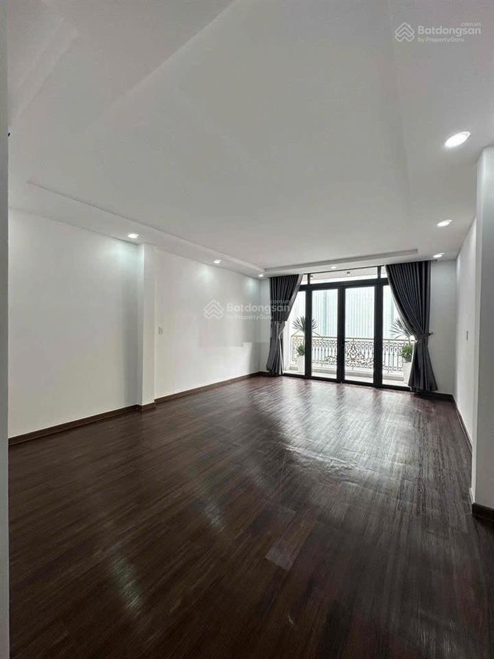 Bán nhà đẹp mtnb đường thông 10m cư xá phú lâm c  4 x 19m 2 tầng, thông khu tên lửa