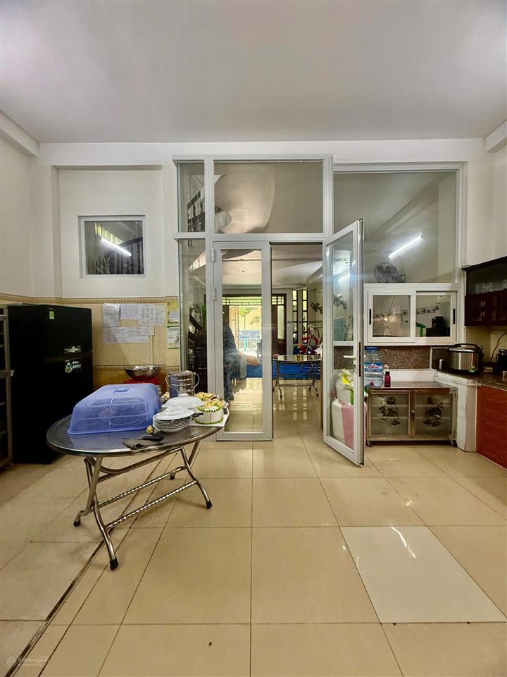 Bán nhà mtnb đường 14m khu tên lửa 6 x 20m 4 tầng sát mt tên lửa, gần công viên