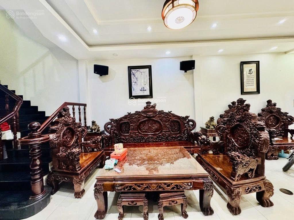 Có thang máy !! bán gấp cặp nhà đôi mtnb khu tên lửa 9x20m 4 tầng  cách cv vài bước  gần coopmart