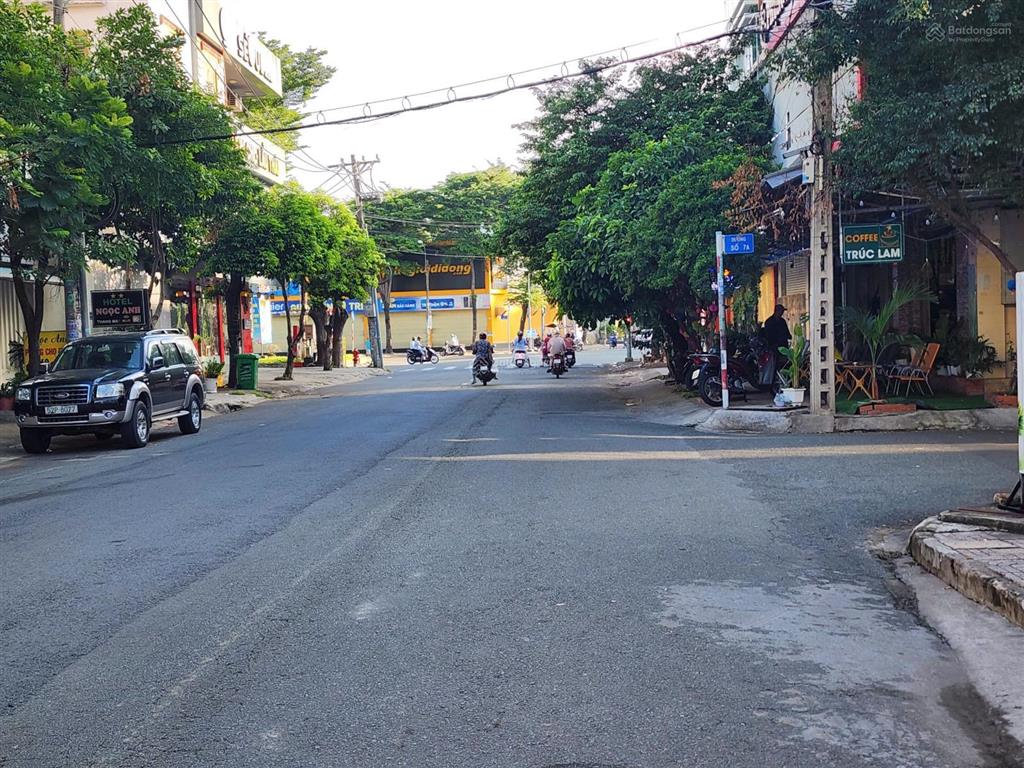 Bán đất tặng nhà cấp 4 mtkd đường 20m khu tên lửa 6 x 21m  sát đường số 7 tiện kinh doanh