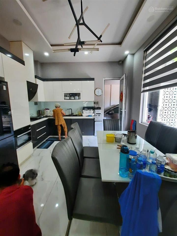Full nội thất !! biệt thự góc 2 mt đường 14m khu tên lửa 10x20m 4 tầng 4pn gần côngviên, aeon 150m