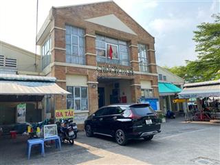 Nhà đẹp mtkd chợ da sà 4x18m 4 tầng ngay trung tâm chợ tiện kinh doanh