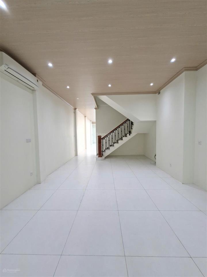 Nhà mới xây 100% mtkd đường 20m khu ao sen 5x20m 4 tầng 5pn + máy lạnh âm trần  gần aeon mall