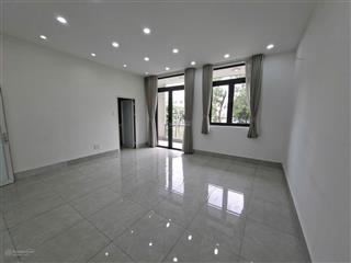 Nhà đẹp mt đường 20m khu ao sen 5x25m 4 tầng 6pn+máy lạnh gần tên lửa aeon chỉ 100m