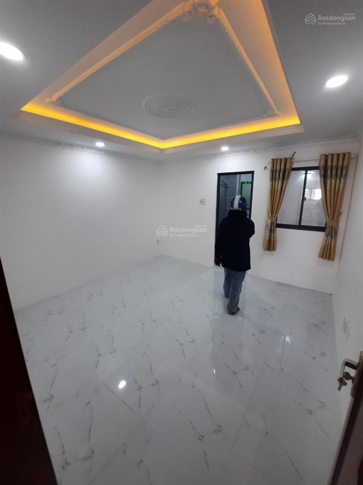 Nhà đẹp mtnb 12m bình phú 4x18m 4 tầng 4pn + máy lạnh  gần cc western, lý chiêu hoàng