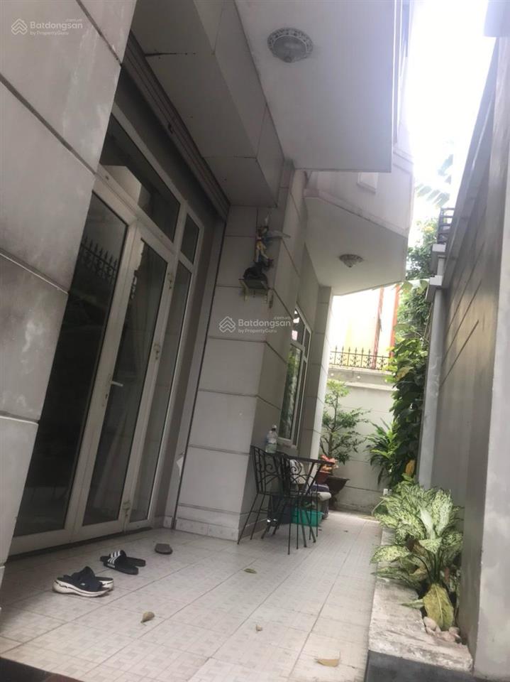 Sát công viên !!! biệt thự sân vườn khu tên lửa 10 x 25m 3 tầng 6pn + máy lạnh  gần đường số 7