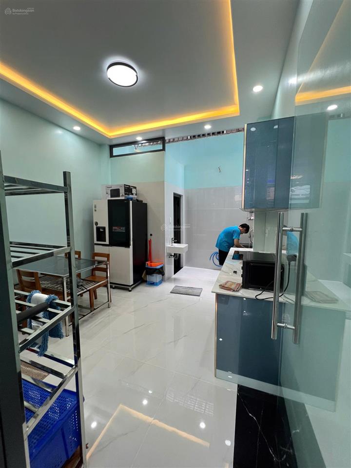 Có thang máy! full nội thất! nhà đẹp mtnb khu bình phú 4x17m 4 tầng 4pn  gần công viên vành đai