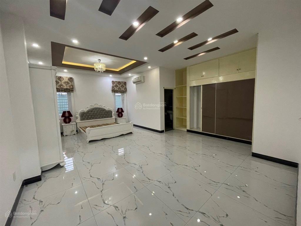 Nhà đẹp mtkd 20m khu tên lửa 6x23m 4 tầng 7pn+máy lạnh  gần đường số 5 & đường số 7, cc moonlight