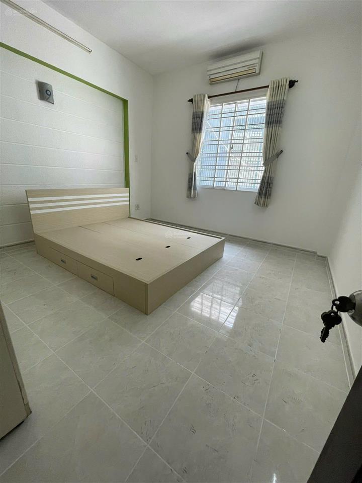 Nhà đẹp mtnb đường 12m khu tên lửa 4 x 22,5m 4 tầng  gần công viên, nhà thờ phao lô  đang có hđt