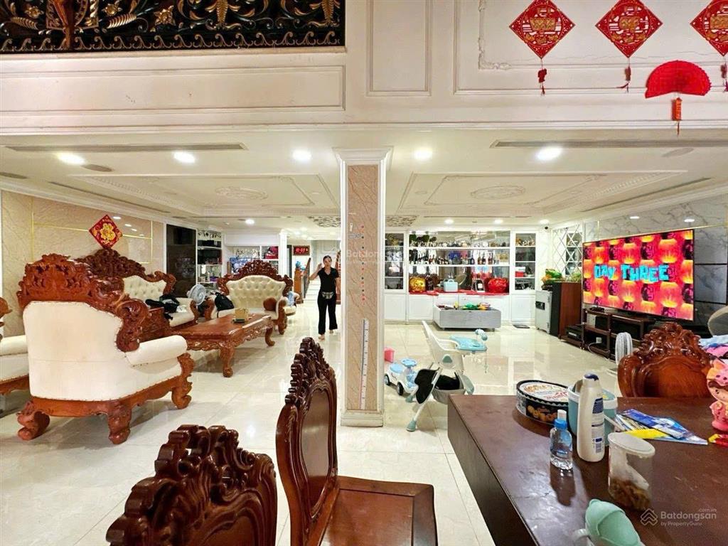 Full nt !! có thang máy !! cặp nhà đôi khu tên lửa 9 x 20m 4 tầng  cách cv vài bước  gần coopmart