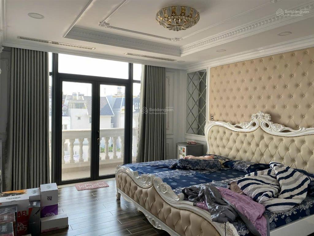 Full nt !! có thang máy !! cặp nhà đôi khu tên lửa 9 x 20m 4 tầng  cách cv vài bước  gần coopmart