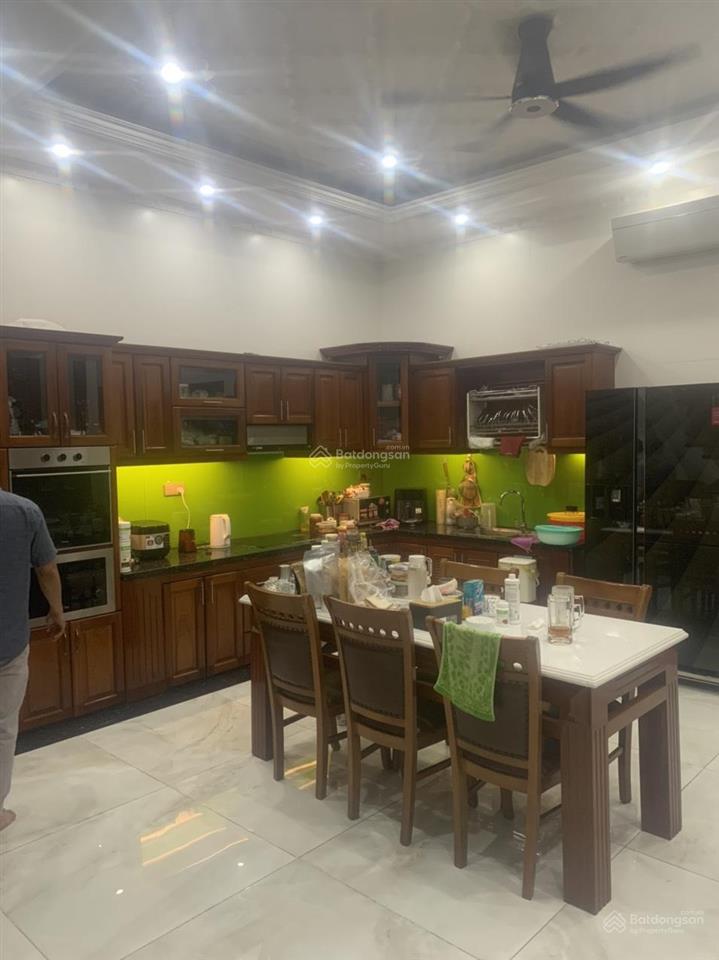 Full nội thất !! nhà đẹp mtnb khu tên lửa 6 x 21m 1 hầm 4 tầng 5pn+ xông hơi 5wc  sát đường số 7