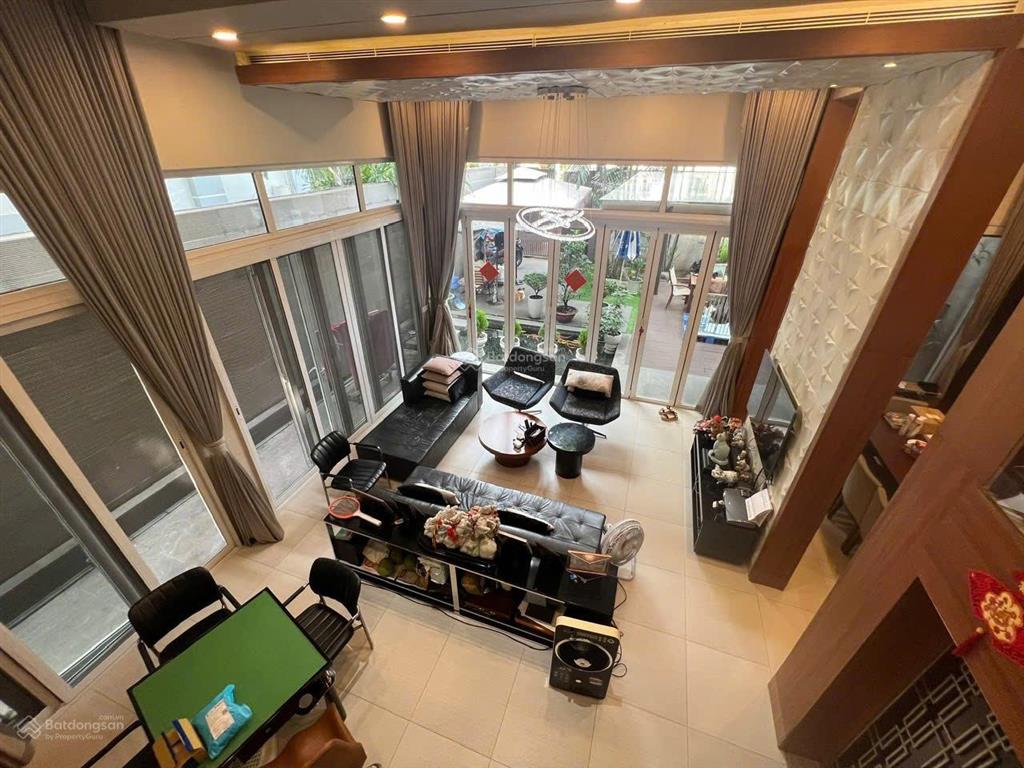 Vip! biệt thự sân vườn tân cổ điển 10 x 20m, 3 tầng sát công viên, gần đường số 5 & tên lửa