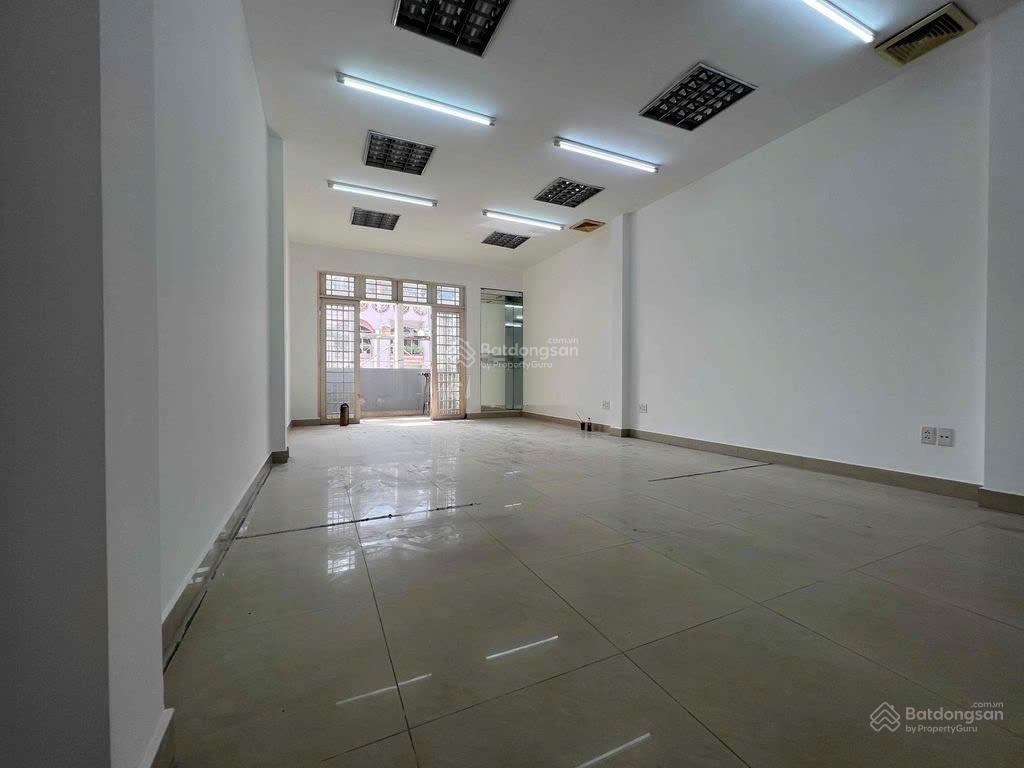 Có hầm!!! nhà mtnb đường 14m khu tên lửa 5x20m 4 tầng 6pn  sát mt tên lửa