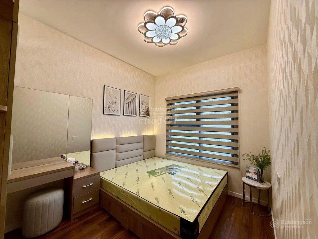 Trực diện hồ bơi !! full nội thất !! căn hộ privia 68 m2  2pn+ 2wc +1 góc cộng làm việc vào ở ngay