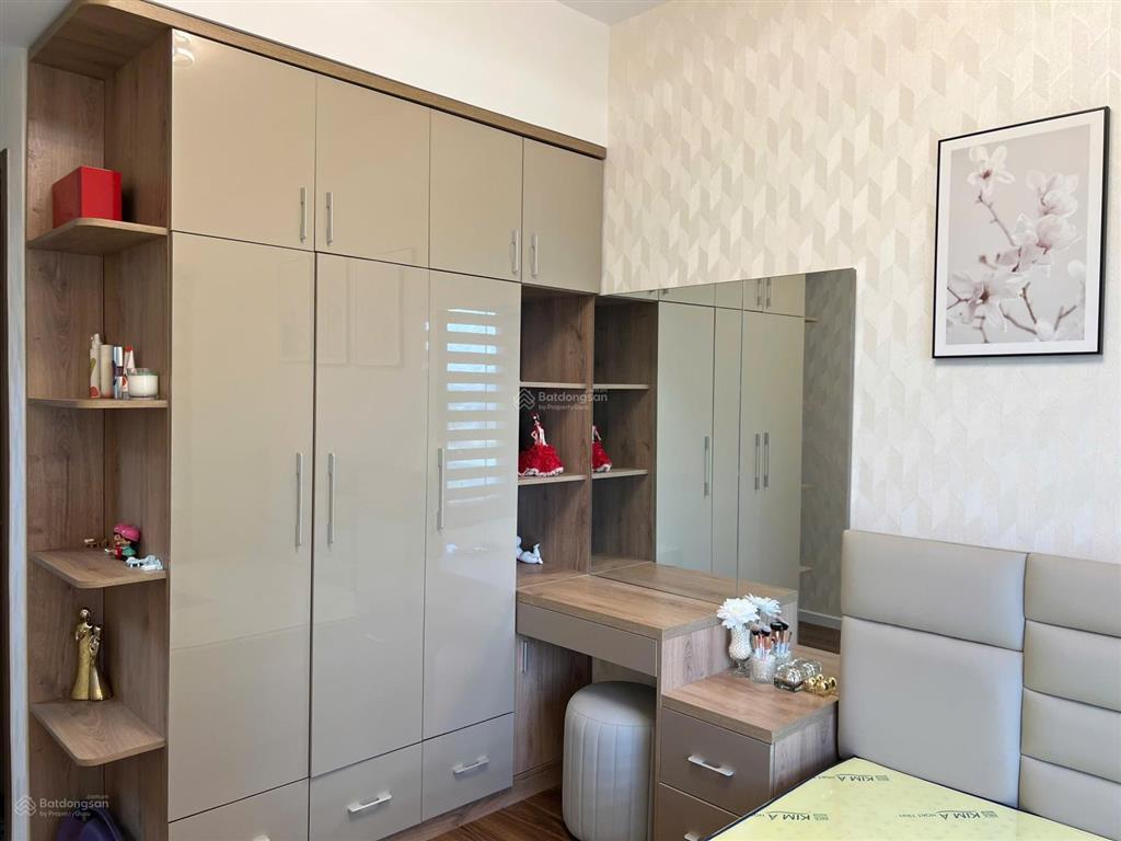 Trực diện hồ bơi !! full nội thất !! căn hộ privia 68 m2  2pn+ 2wc +1 góc cộng làm việc vào ở ngay