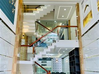 Nhà đẹp mtnb đường 16m phạm văn chí  đường số 9  4x16m 5 tầng 6pn + máy lạnh giường tủ
