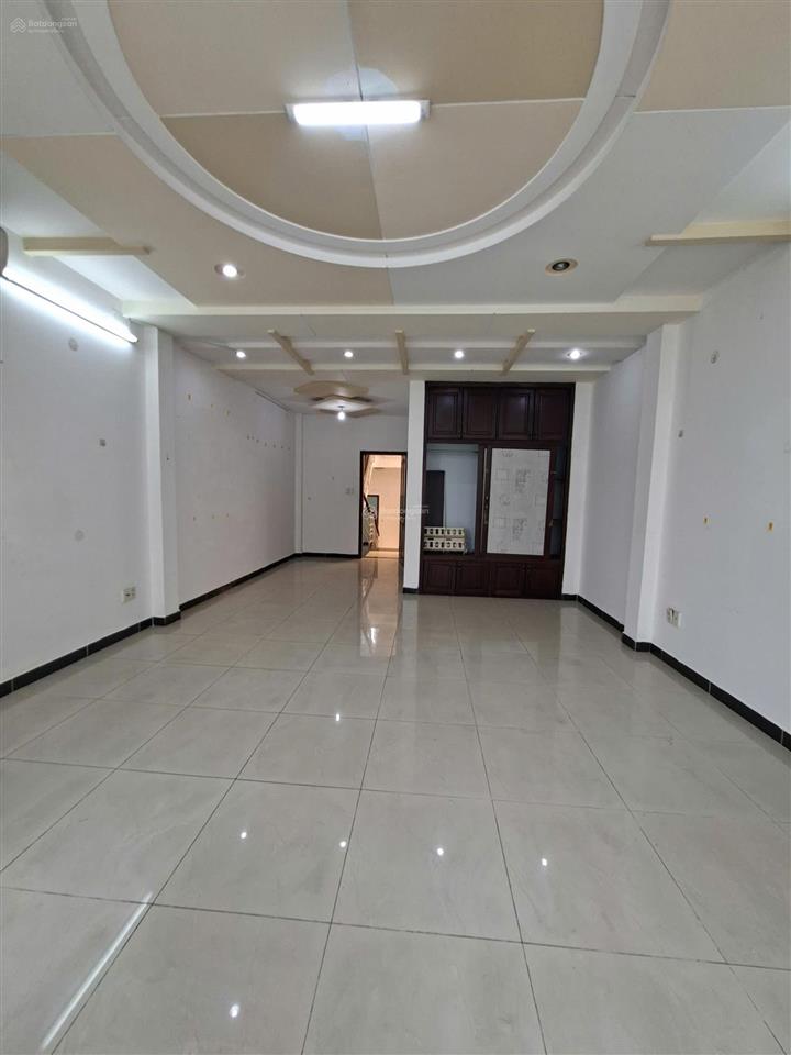 Nhà mtnb đường 14m khu ao sen 5 x 20m 4 tầng 4pn gần aeon mall