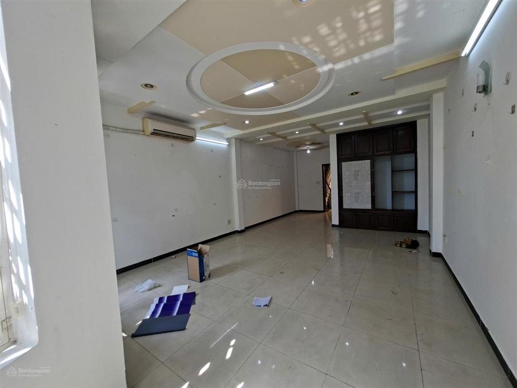 Nhà mtnb đường 14m khu ao sen 5 x 20m 4 tầng 4pn gần aeon mall