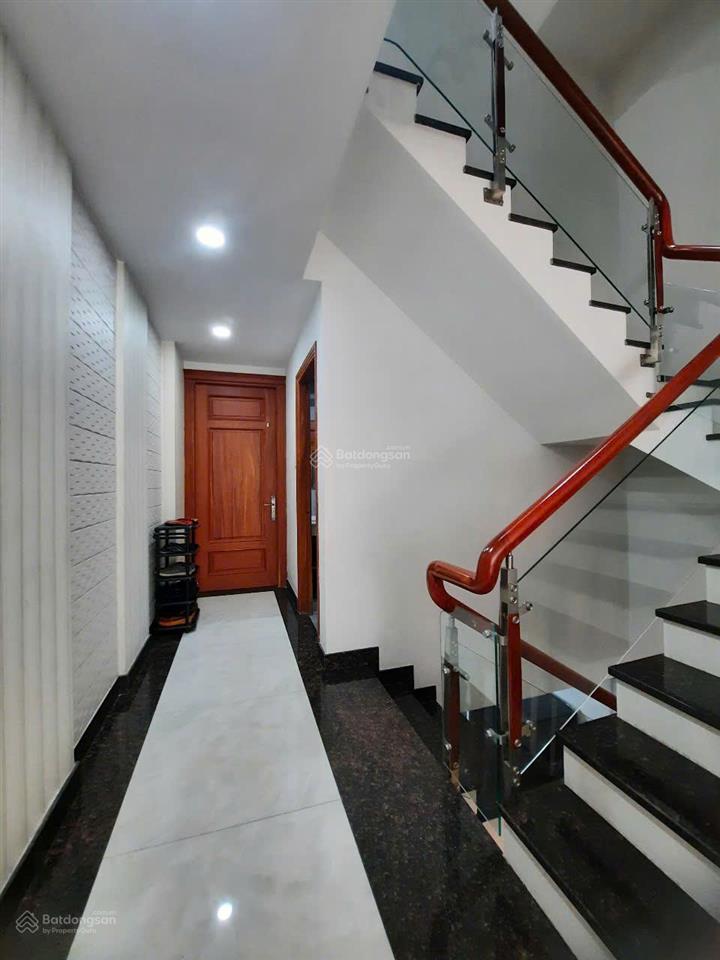 Gần công viên !!! full nội thất !!! nhà đẹp mtnb khu bình phú 4x20m 4 tầng 5pn 6wc