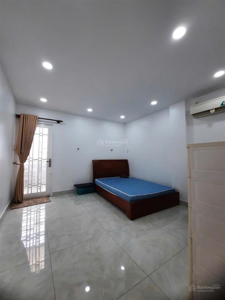 Gần công viên !!! full nội thất !!! nhà đẹp mtnb khu bình phú 4x20m 4 tầng 5pn 6wc