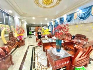 Vip !!! full nội thất biệt thự sân vườn tân cổ điển 10 x 20m 3 tầng sát cv gần đường số 5 & tên lửa