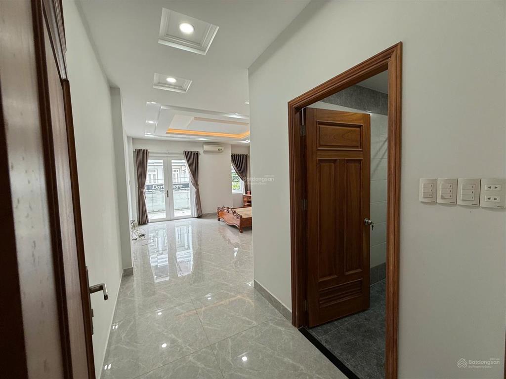 Nhà đẹp mtnb khu tên lửa 4 x 21m 4 tầng 4pn 5wc  sát mt tên lửa  gần coopmart bình tân