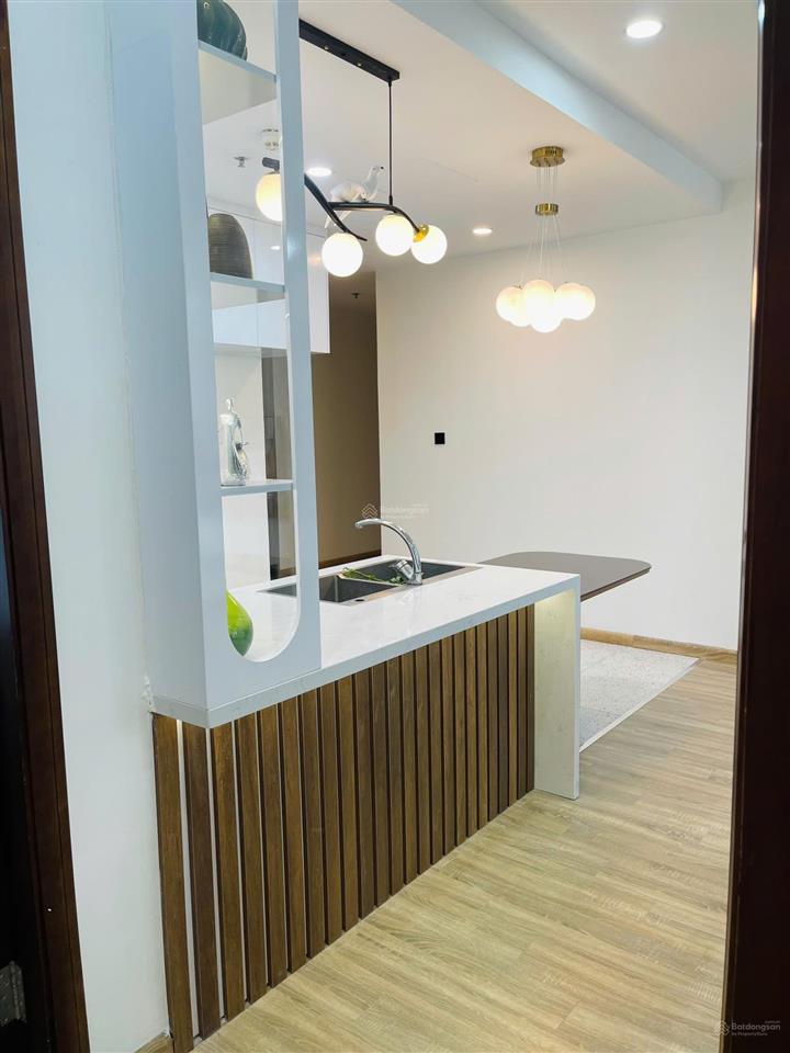 Em chính chủ cần bán gấp căn 3 ngủ tại times city, diện tích 94m2 nội thất đầy đủ giá 10 tỷ 2