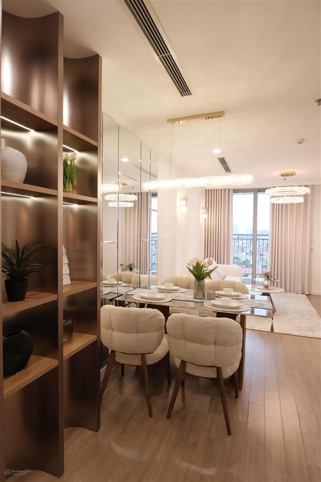 Cần bán nhanh căn 2 ngủ nhà đẹp như ảnh tòa t10, vip times city, trung tâm ở giữa đi lại tiện