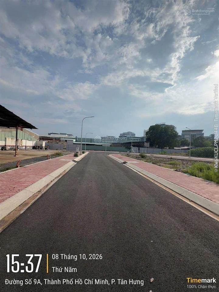 Bán đất nền nhà phố kdc kim sơn đối diện công viên, diện tích 102m2, giá 17,5 tỷ. sổ đỏ cầm tay.