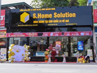 Nhà mặt phố, mặt tiền rộng, không chung chủ. tiền đường, trường, chợ, khu dân cư đông đúc.