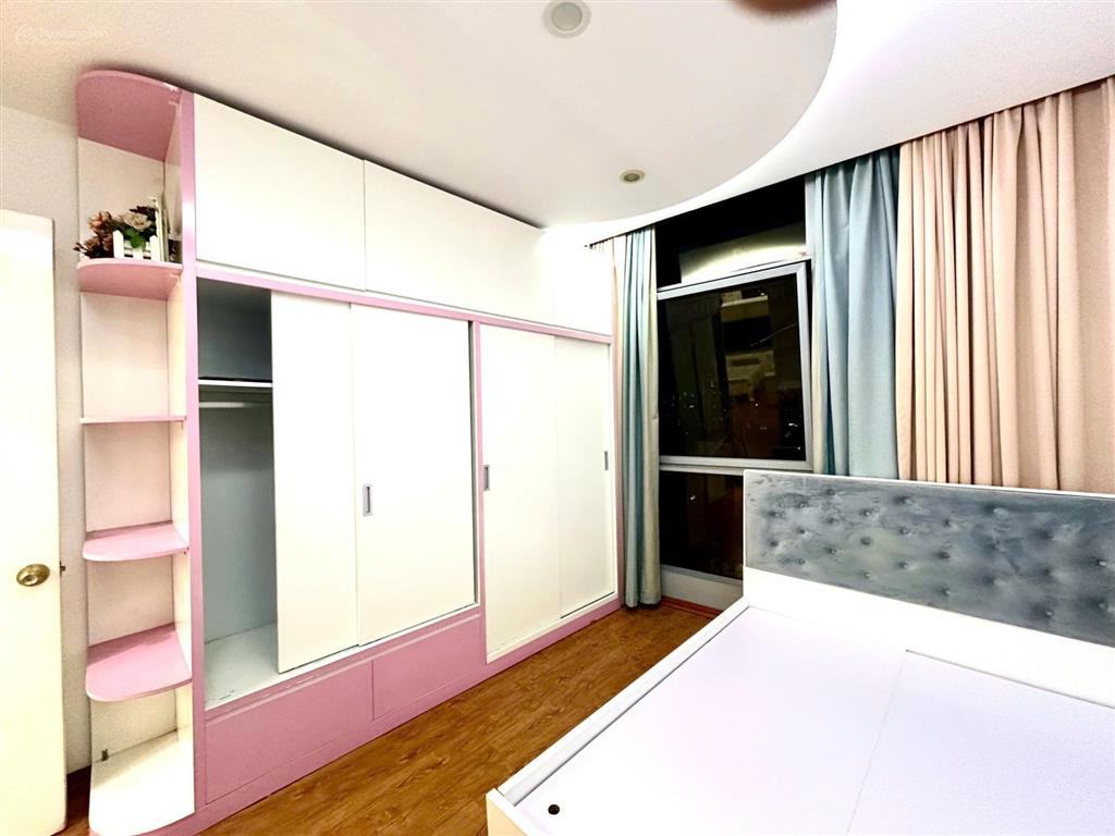 Tôi cần bán chung cư unimax 210 quang trung, 115m2, 3 ngủ, 2 vs, nội thất đầy đủ