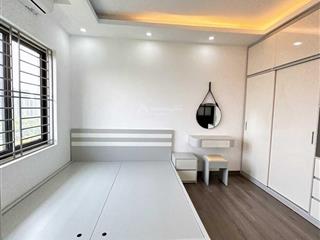 Cho thuê căn hộ 105m2, 3 ngủ, 2 vệ sinh hồ gươm plaza, hà đông