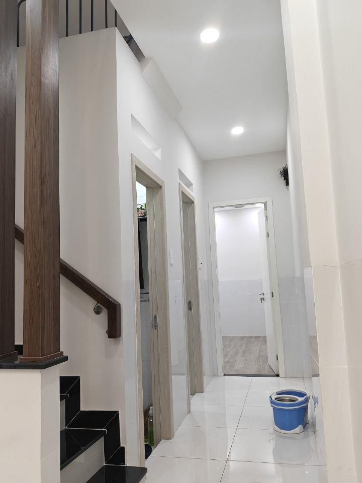 Bán gấp nhà Lạc Long Quân, 45m², 3PN, nhà mới đẹp, gần chợ Tân Bình, hẻm thông chỉ 6.x tỷ ✨  